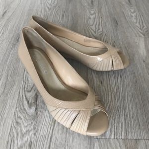 NWOT Michelle D Nude Wedge Peep Toe